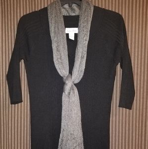 💥3/$10 - Ladies V-neck Sweater